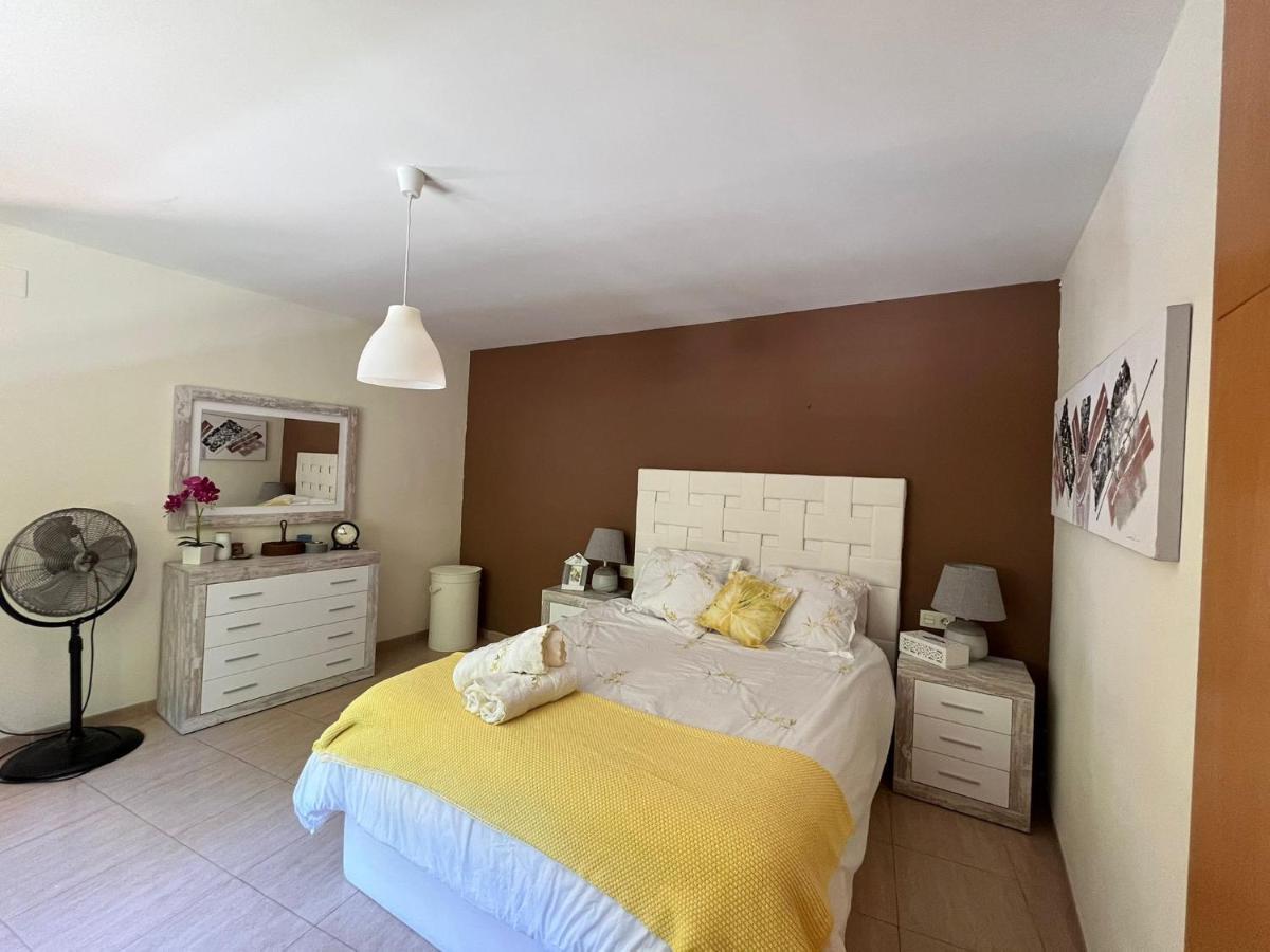 Habitacion Amplia Y Comoda Reus Exteriér fotografie